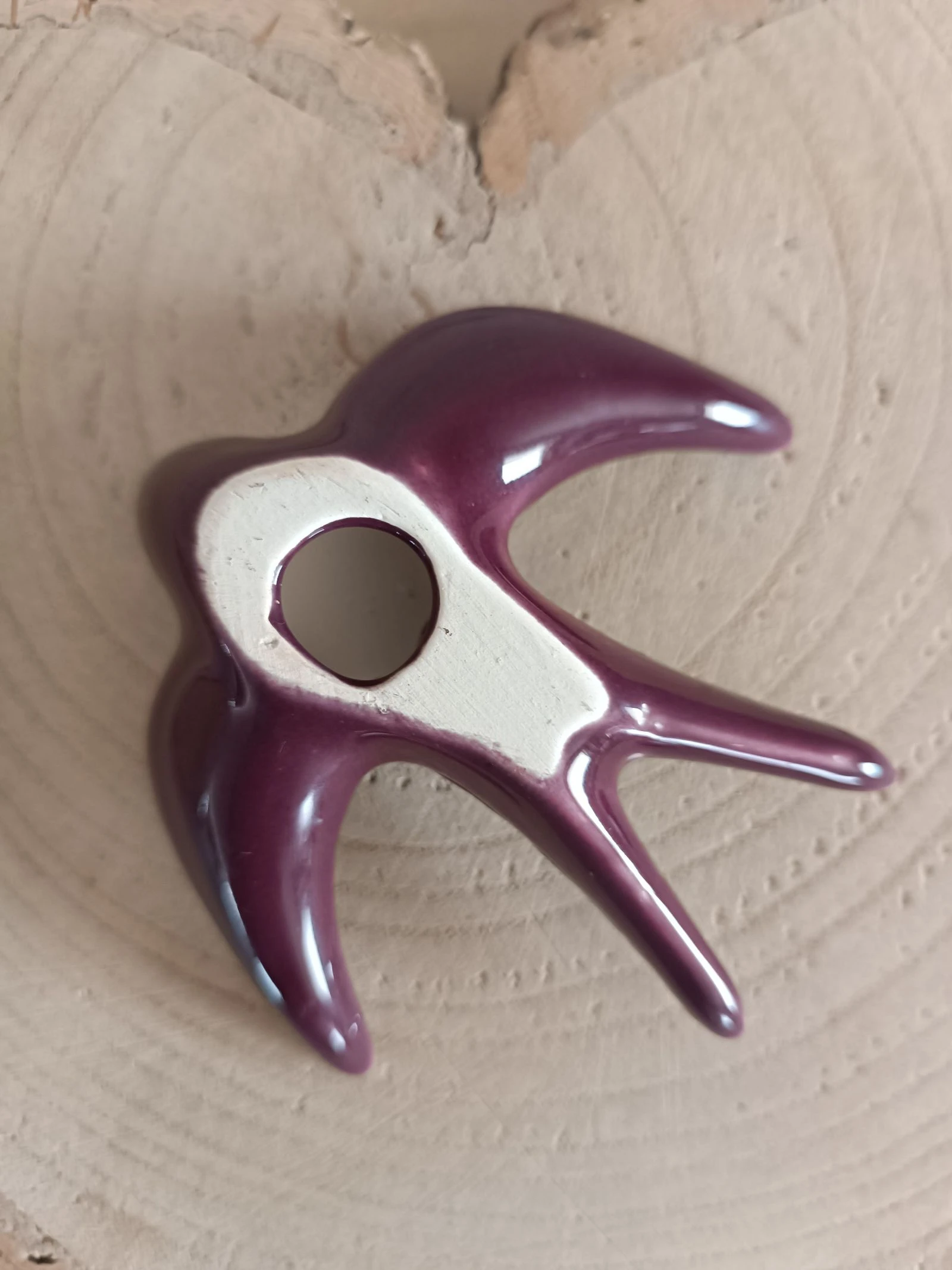 Hand-decorated ceramic swallow – photo 4
